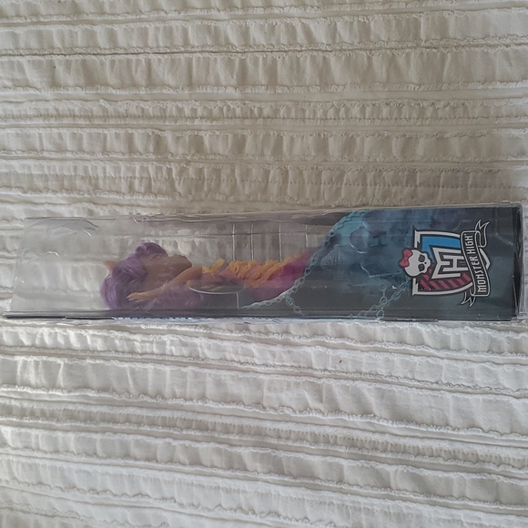 Monster High Getting Ghostly Clawdeen Wolf Original Articulated Doll Mint - Picture 5 of 11